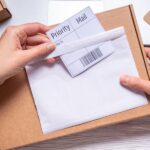 Αυτοκόλλητες θήκες εγγράφων / courier